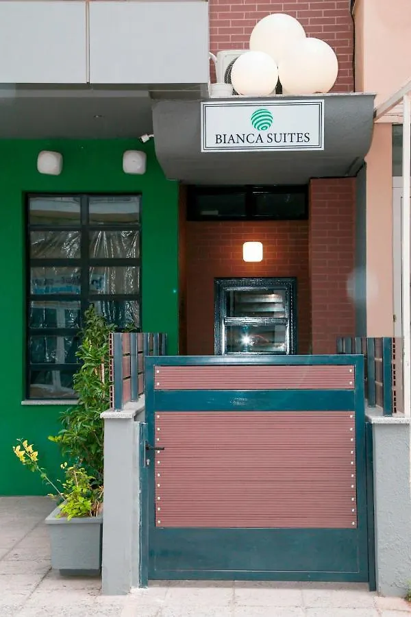 Bianca Suites Νέα Μουδανιά