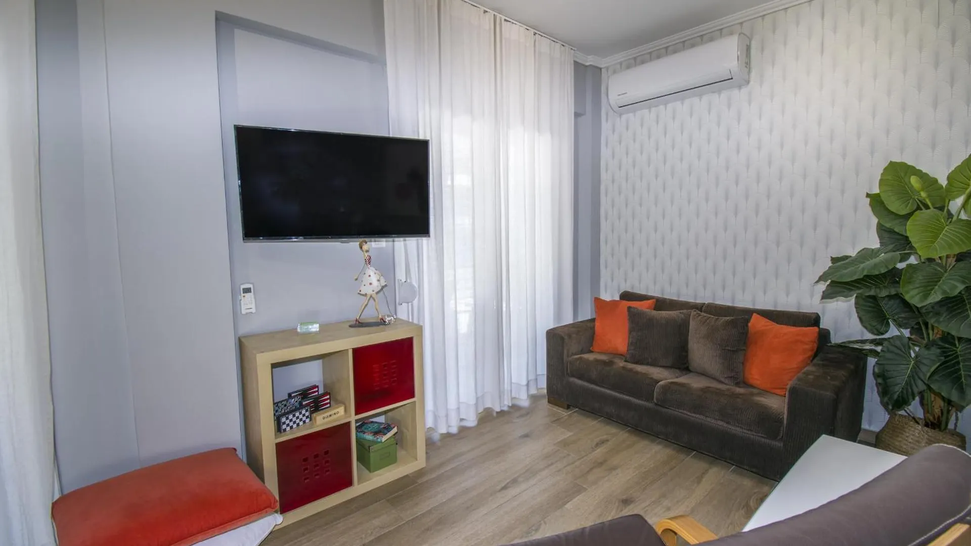 Bianca Suites Néa Mudaniá 0*,  Görögország
