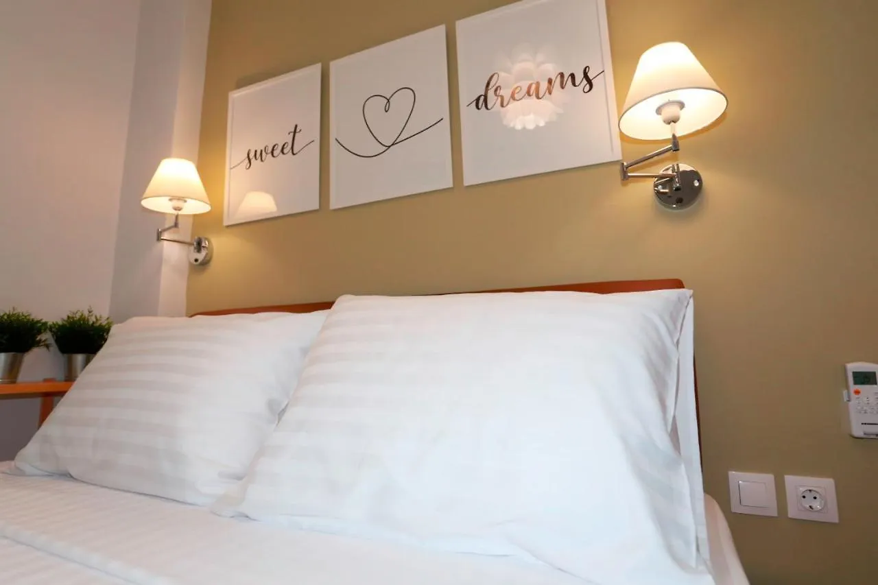 Bianca Suites Nea Moudania 0*,