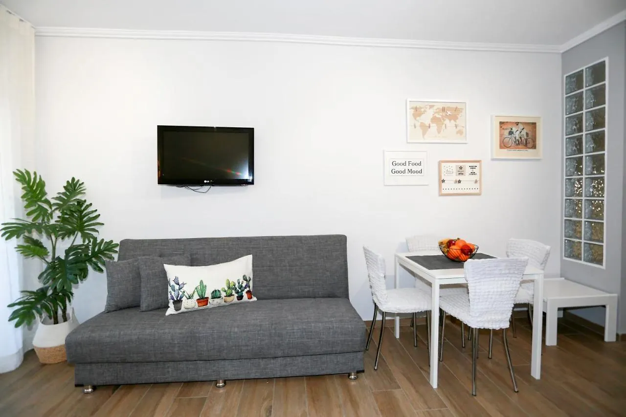 Bianca Suites Nea Moudania 0*,  Greece